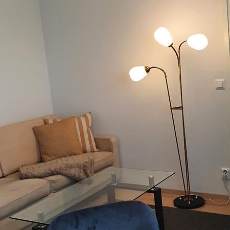 Moderni, Viihtyisae Pikkukaksio Saunalla Pori Ngoại thất bức ảnh