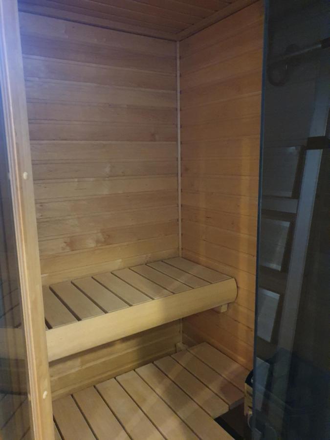 Moderni, Viihtyisae Pikkukaksio Saunalla Pori Ngoại thất bức ảnh